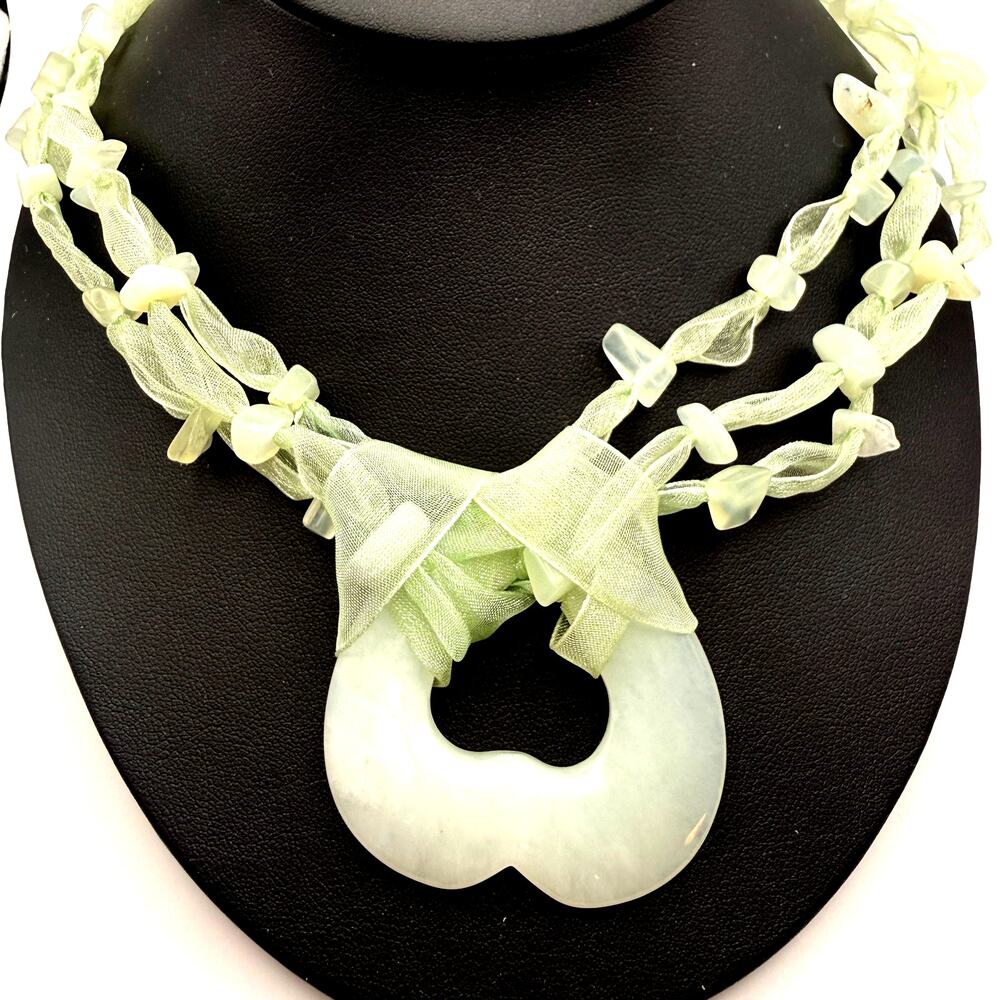 Artisan Handmade Nephrite Jade Heart Pendant Necklace Organza Ribbon Green 17"